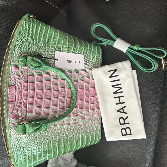 Brahmin Duxbury Medium Satchel Apple Blush Melbourne Leather 2 way cross body - Picture 10 of 10